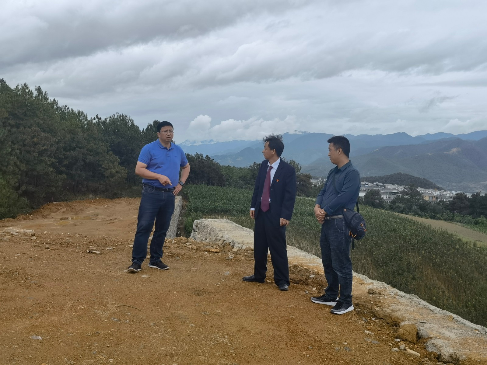 1625213919176032734.jpg 2.jpg