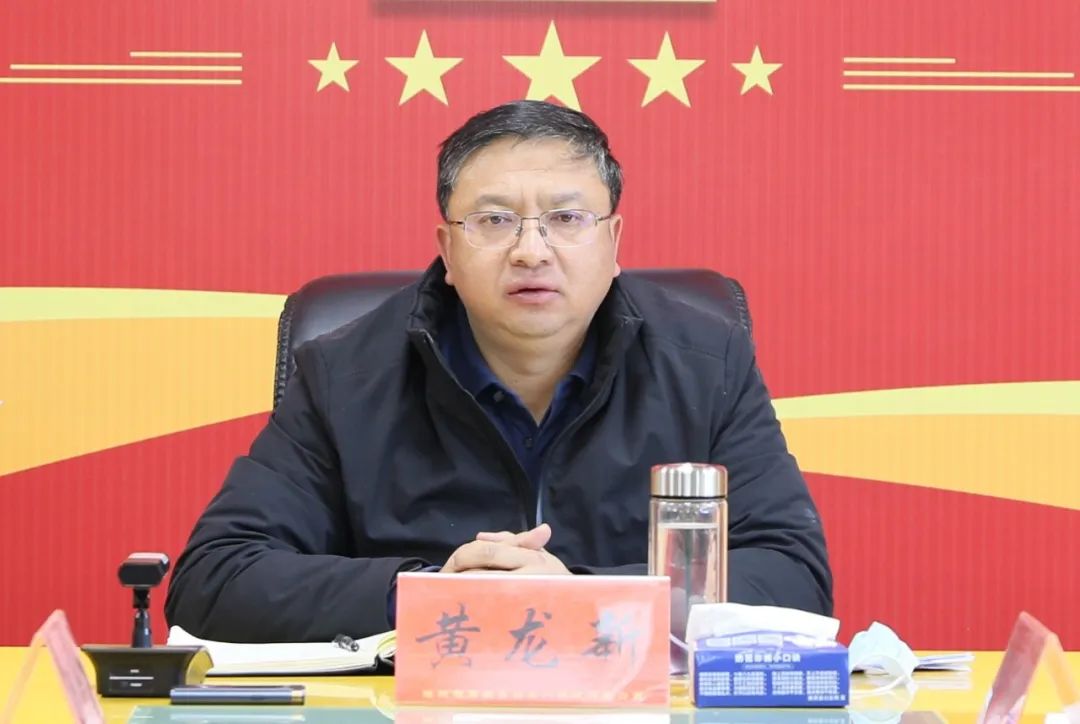 1669686527686017367.jpg 碰头会2.jpg