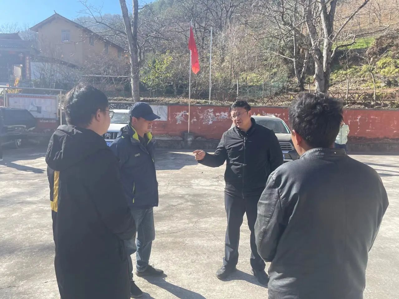 1704939511860009024.jpg 2.jpg