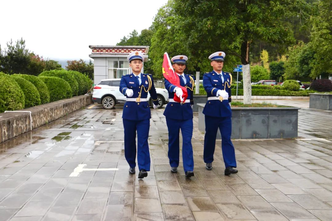 1728351207216077592.jpg 22.jpg