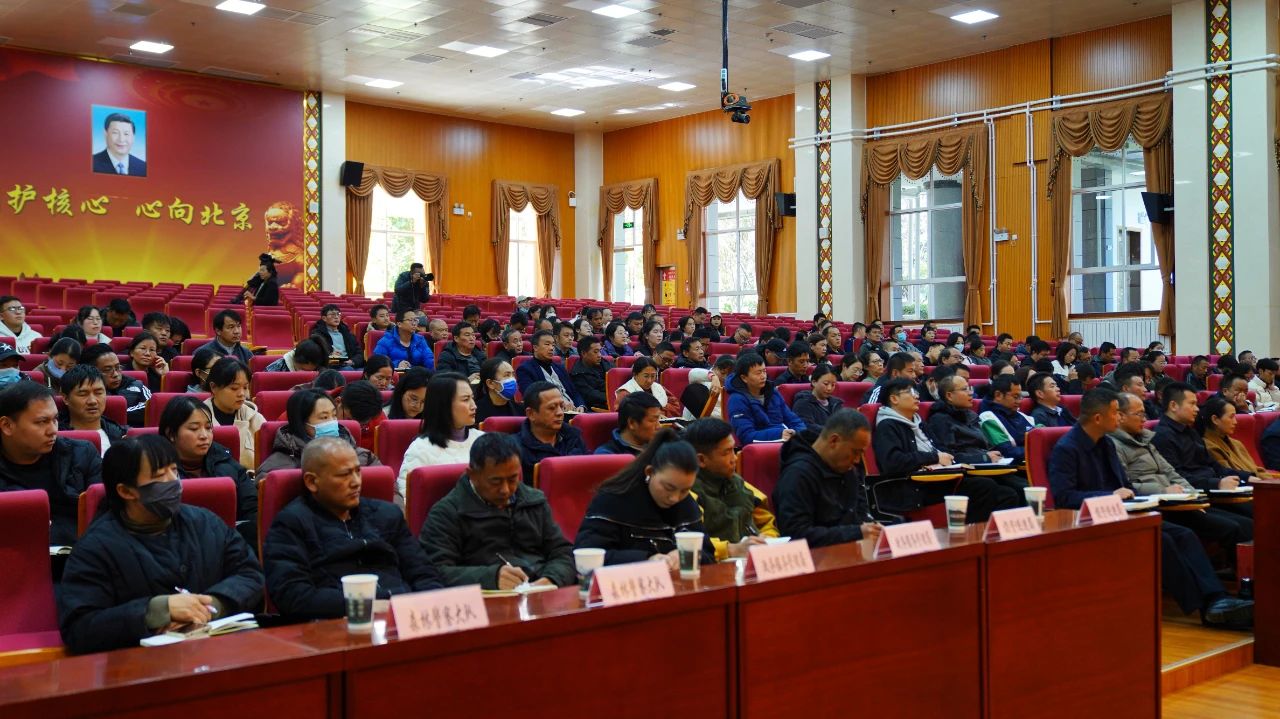 1732863617440004285.jpg 2.jpg