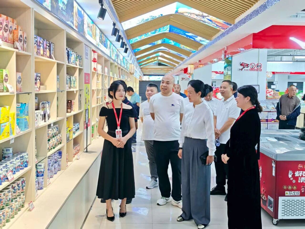 和维洁带队到昆明市开展招商推介活动