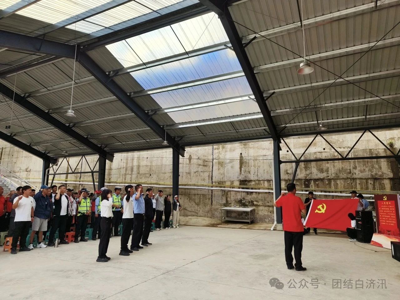 1751555260857060718.jpg 659be7553666a1500b6201ce90ea7fe9.jpg