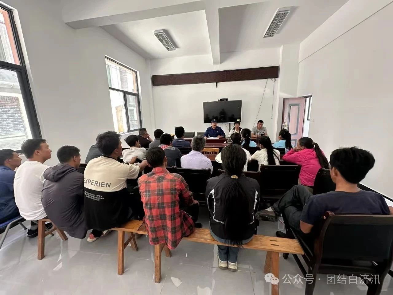 1753235383407063576.jpg dd0c0186d6e8acfe27fac73f1132d0a4.jpg