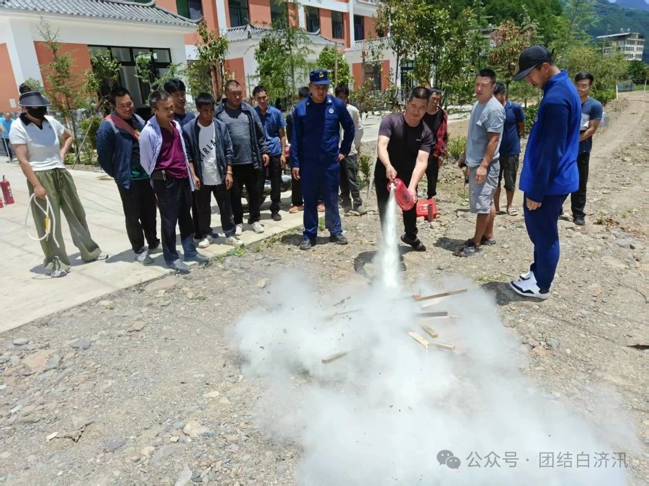 1753235403973098974.jpg 5a9f513e6e92a5bca71fd55d1f471a25.jpg