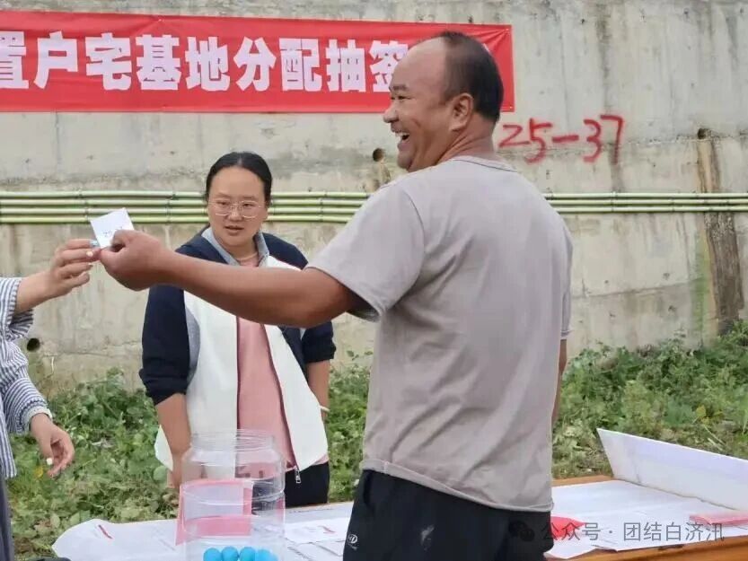 1757918248150023197.jpg 5af6503ad938f6c2f9ac568d3788a3cb.jpg