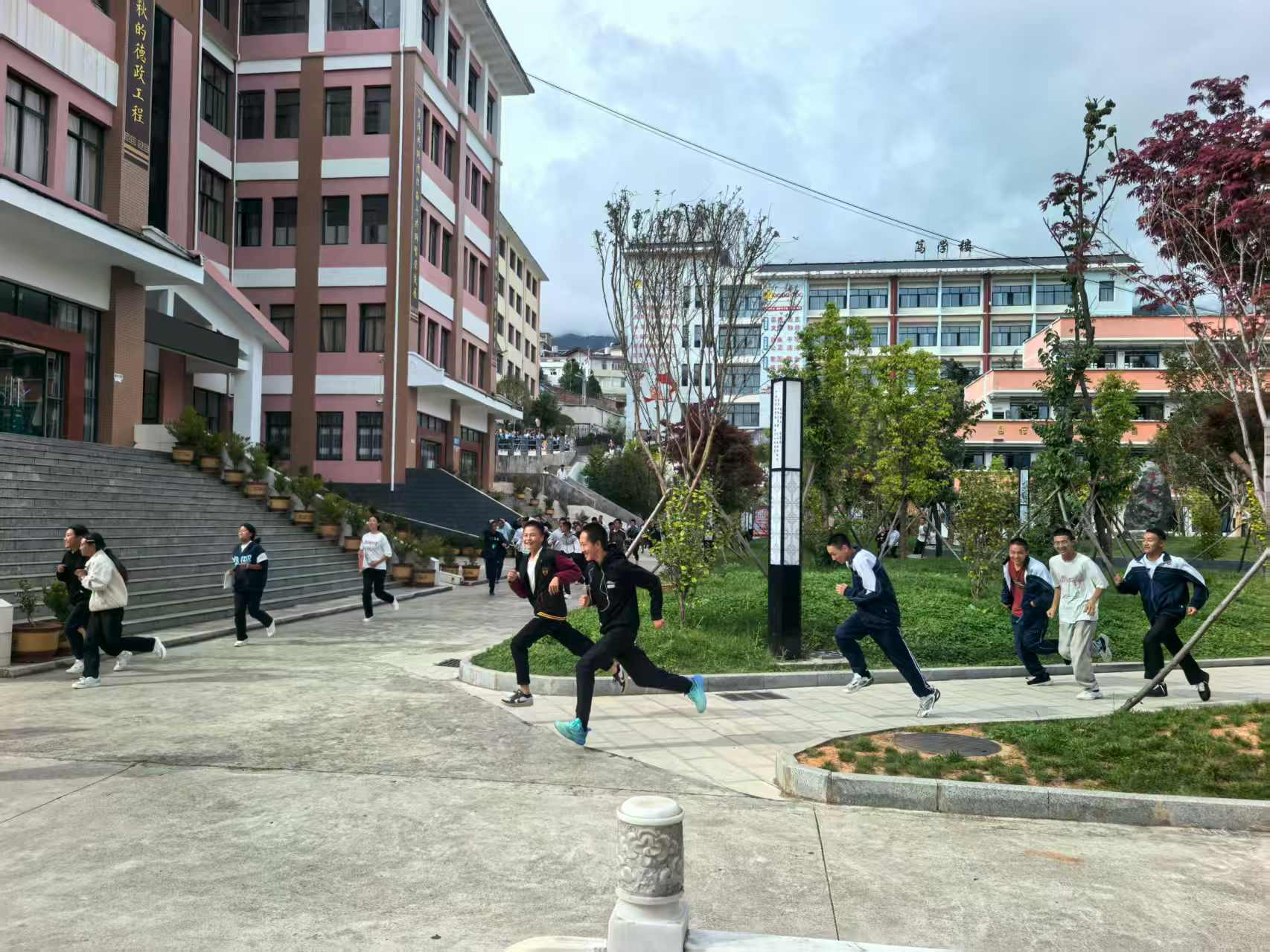 图片1.png
