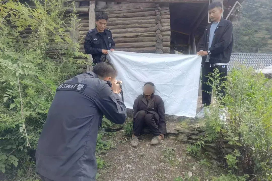 1664586731691030306.jpg 1.5.jpg