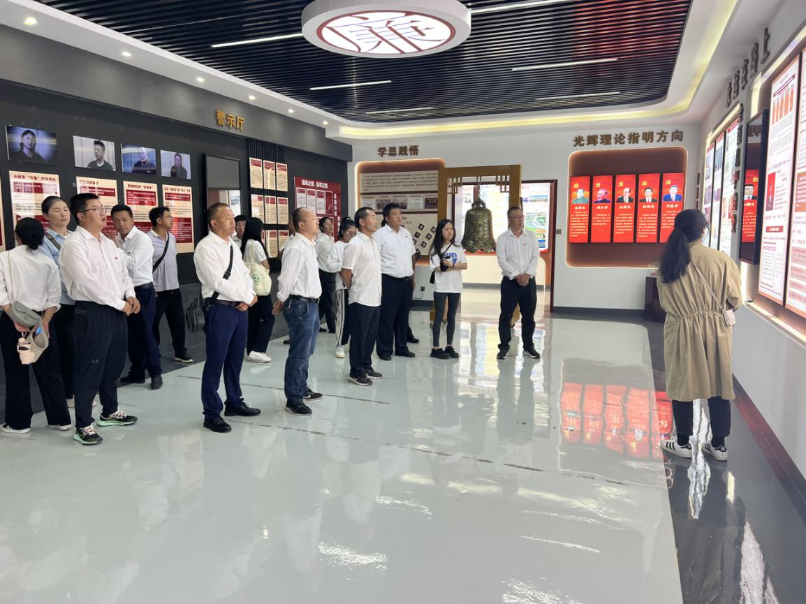 1697612597788074743.png 图片2.png